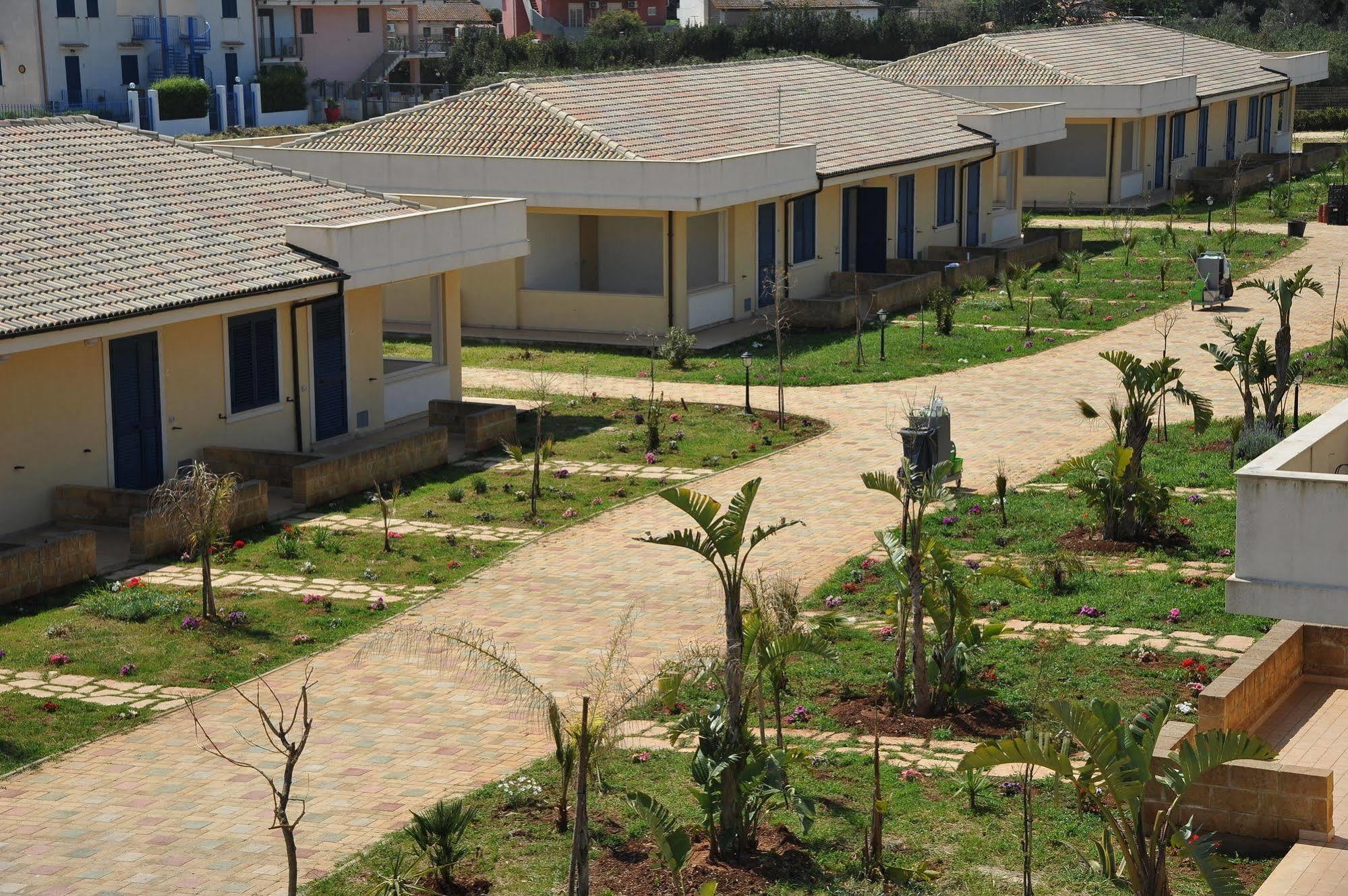Calabernardo Resort Exterior photo